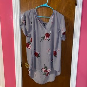 Like New lilac blouse
